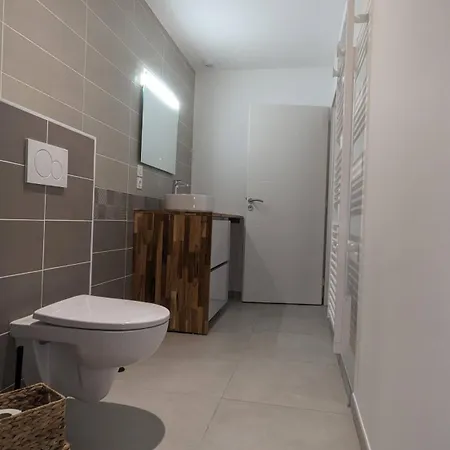 #02 - Le 60 - Modernes Et Confortables Holiday home Villieu